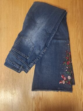 Women’s Dark Blue Embroidered Hem Jeans - Floral Detail